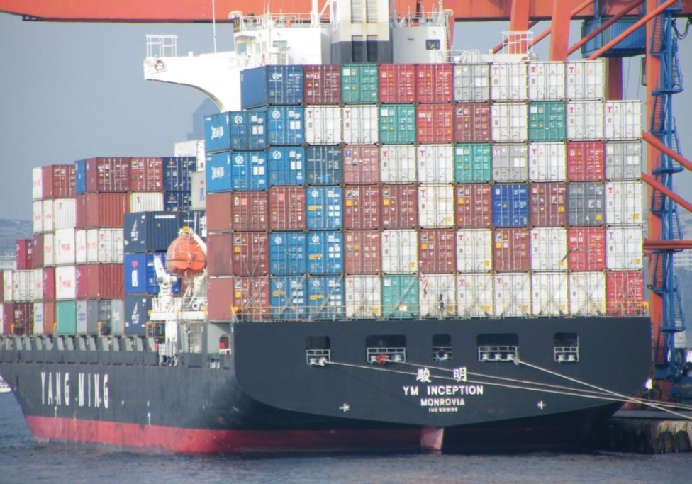 cargo_ship_ship_port_logistics_load-705607.jpg!d